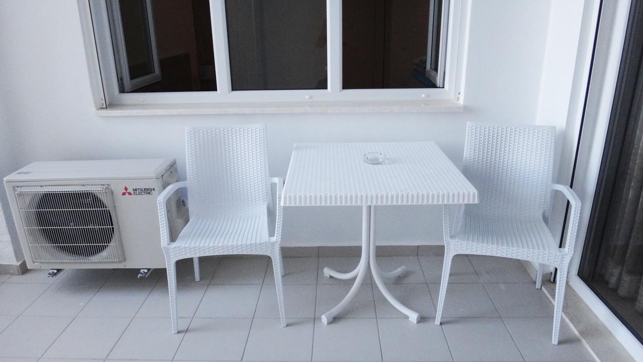 Apartments In White Residence Саранда Екстер'єр фото