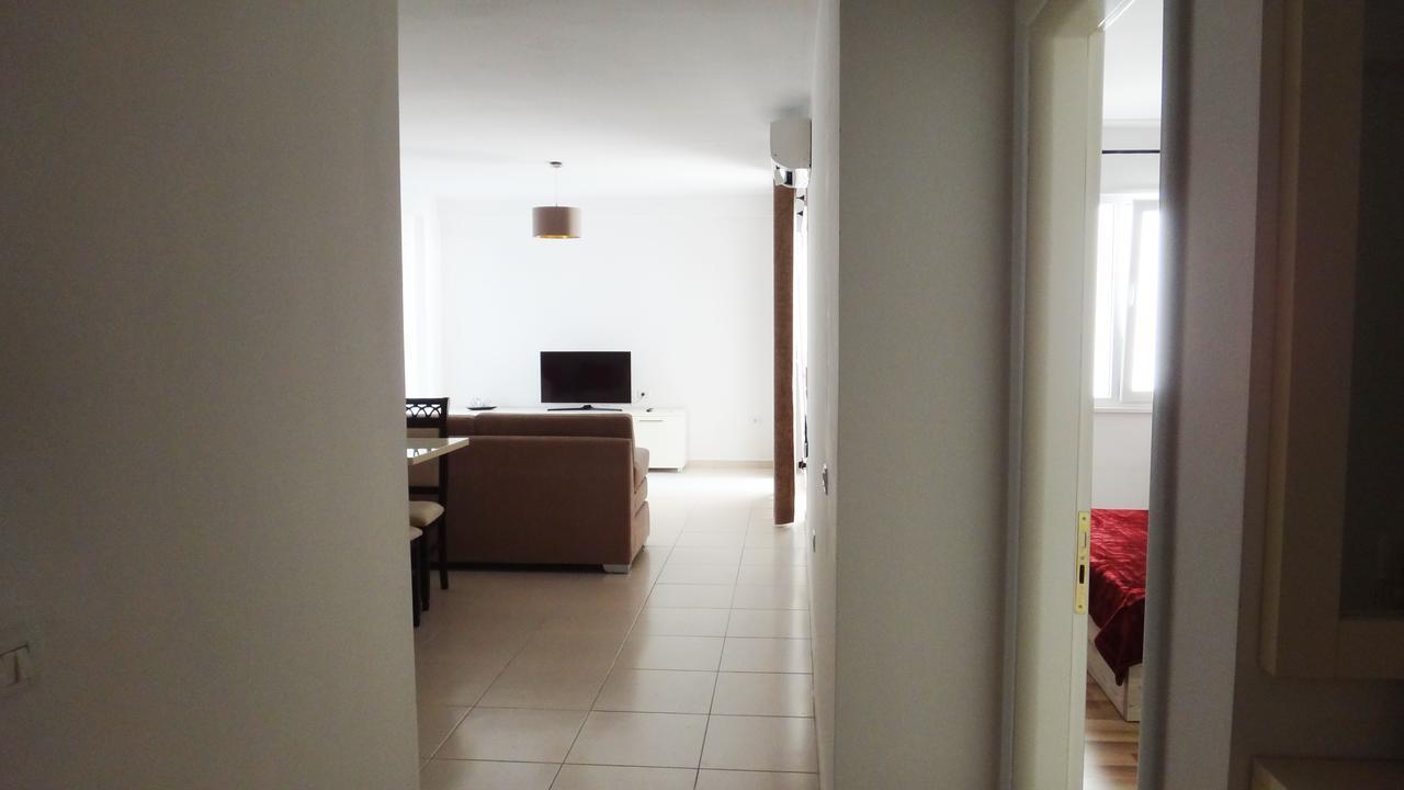Apartments In White Residence Саранда Екстер'єр фото